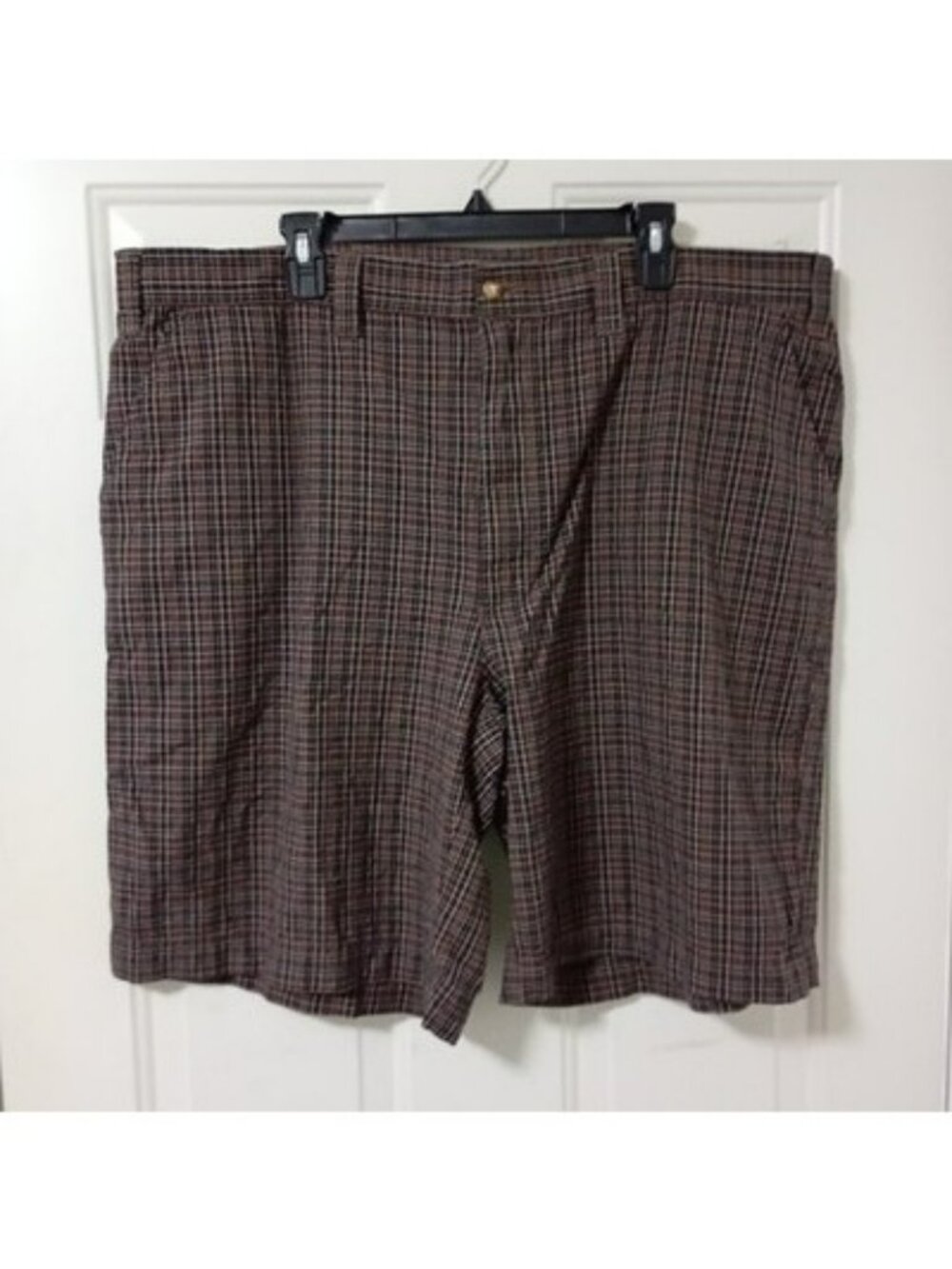 St. Johns Bay Mens Plaid Cotton Shorts Size 44 Brown & Red Casual Summer Wear